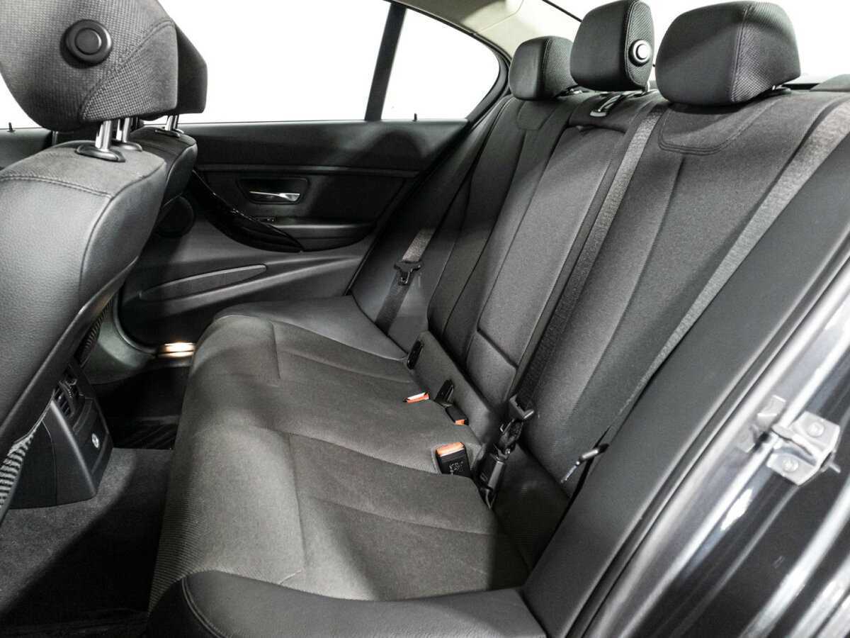 BMW 3 серии 2018 года с пробегом. Фото: #9