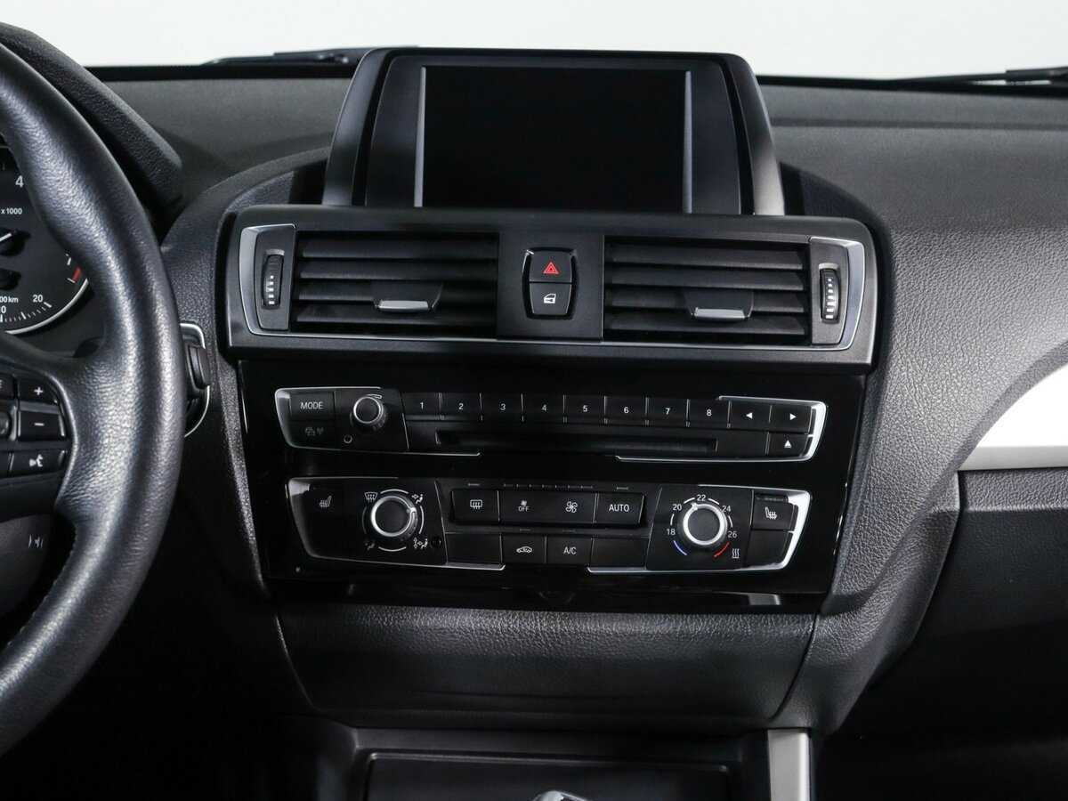 BMW 1 серии 2017 года с пробегом. Фото: #7