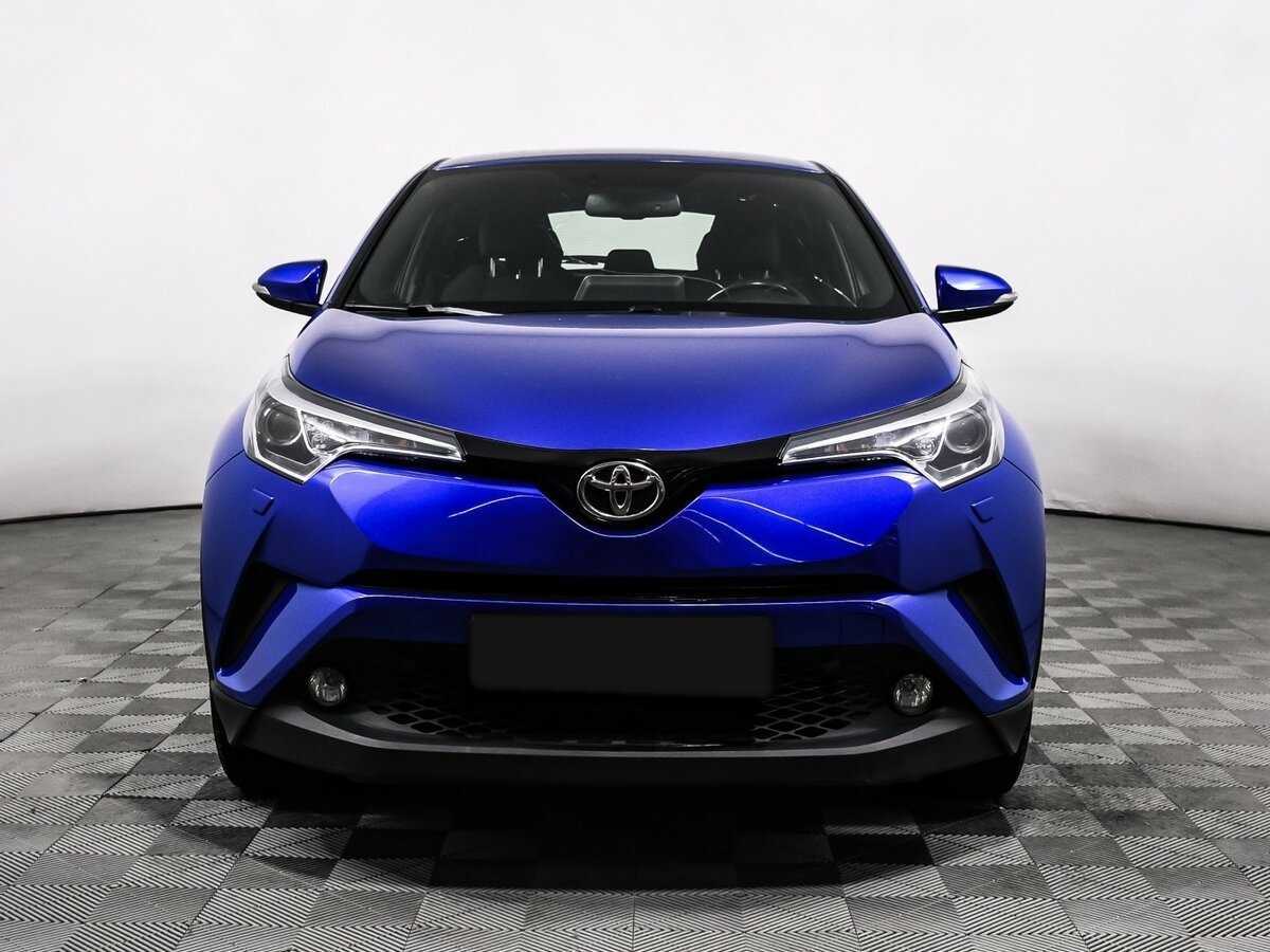 Toyota C-HR 2018 года с пробегом. Фото: #1