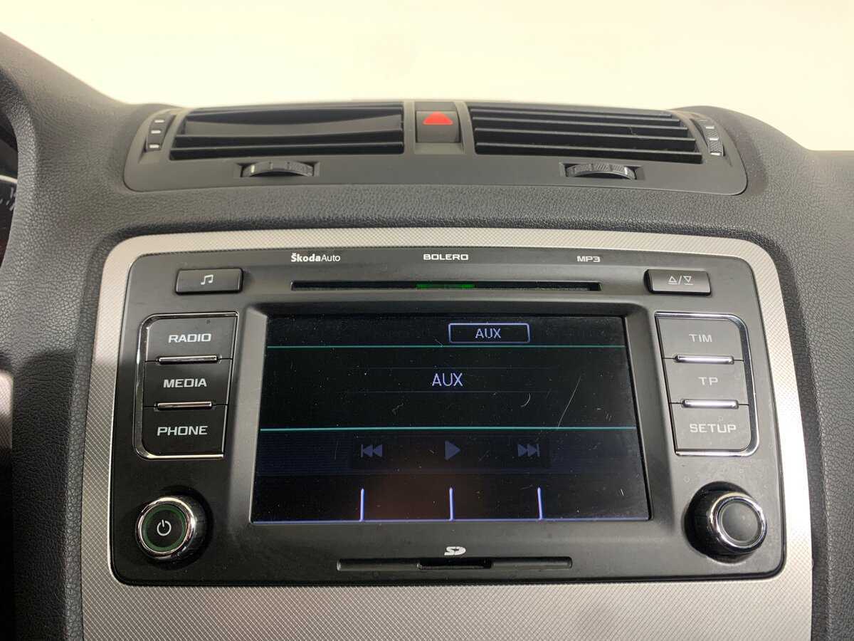 Б/У Шкода Октавия 2012 года. Фото: #14