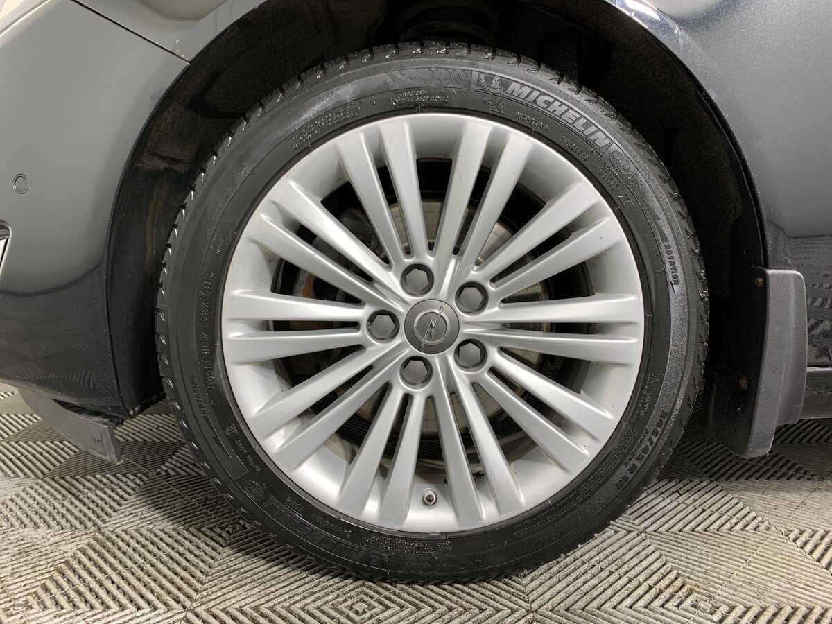 Б/У Опель Инсигния 2014 года. Фото: #7