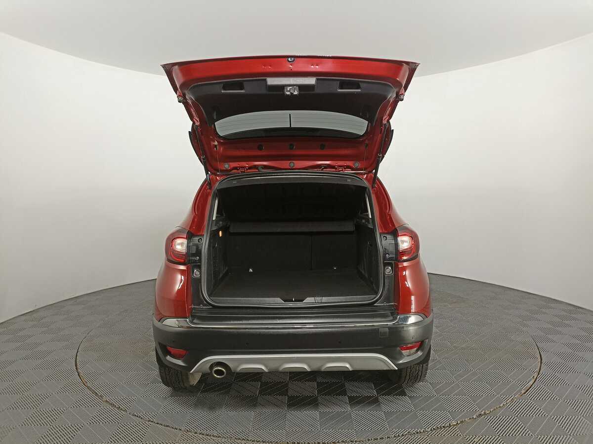 Б/У Рено Каптюр 2020 года. Фото: #9