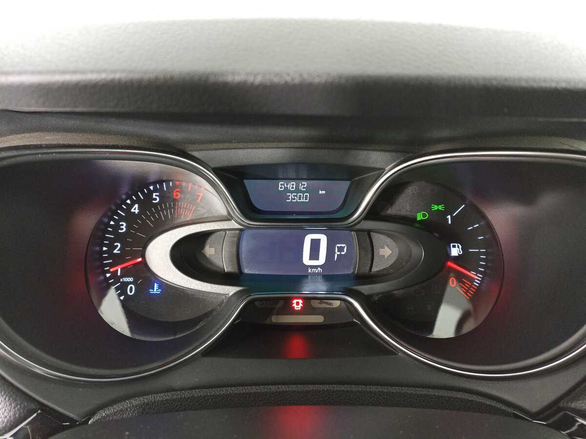 Б/У Рено Каптюр 2020 года. Фото: #12