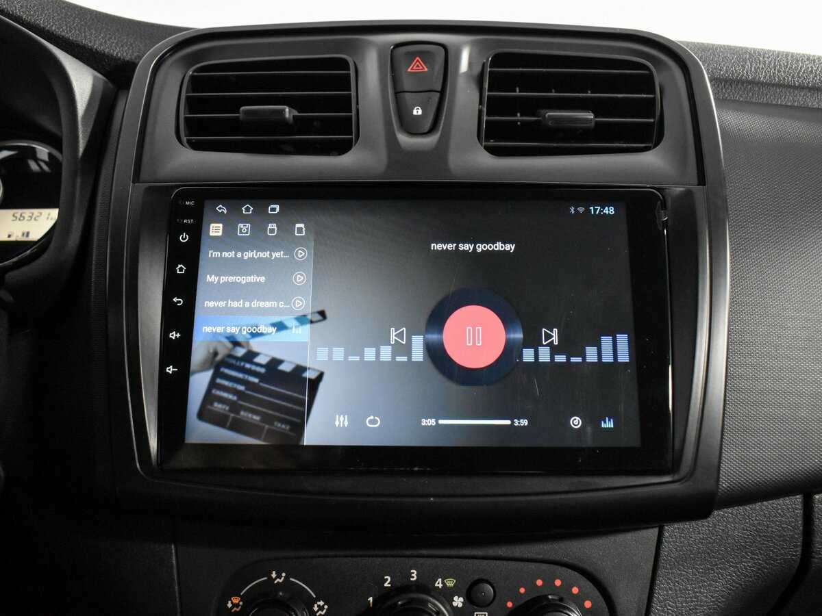 Б/У Рено Логан 2021 года. Фото: #17