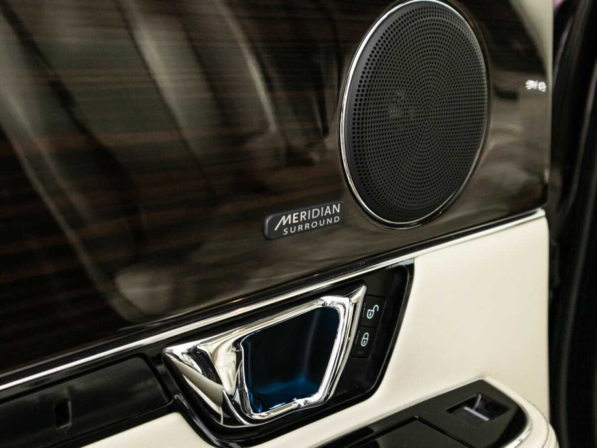 Jaguar XJ 2015 года с пробегом. Фото: #21