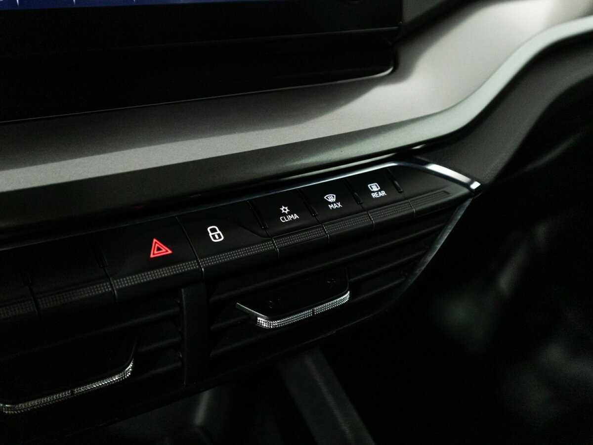 Skoda Octavia 2021 года с пробегом. Фото: #16