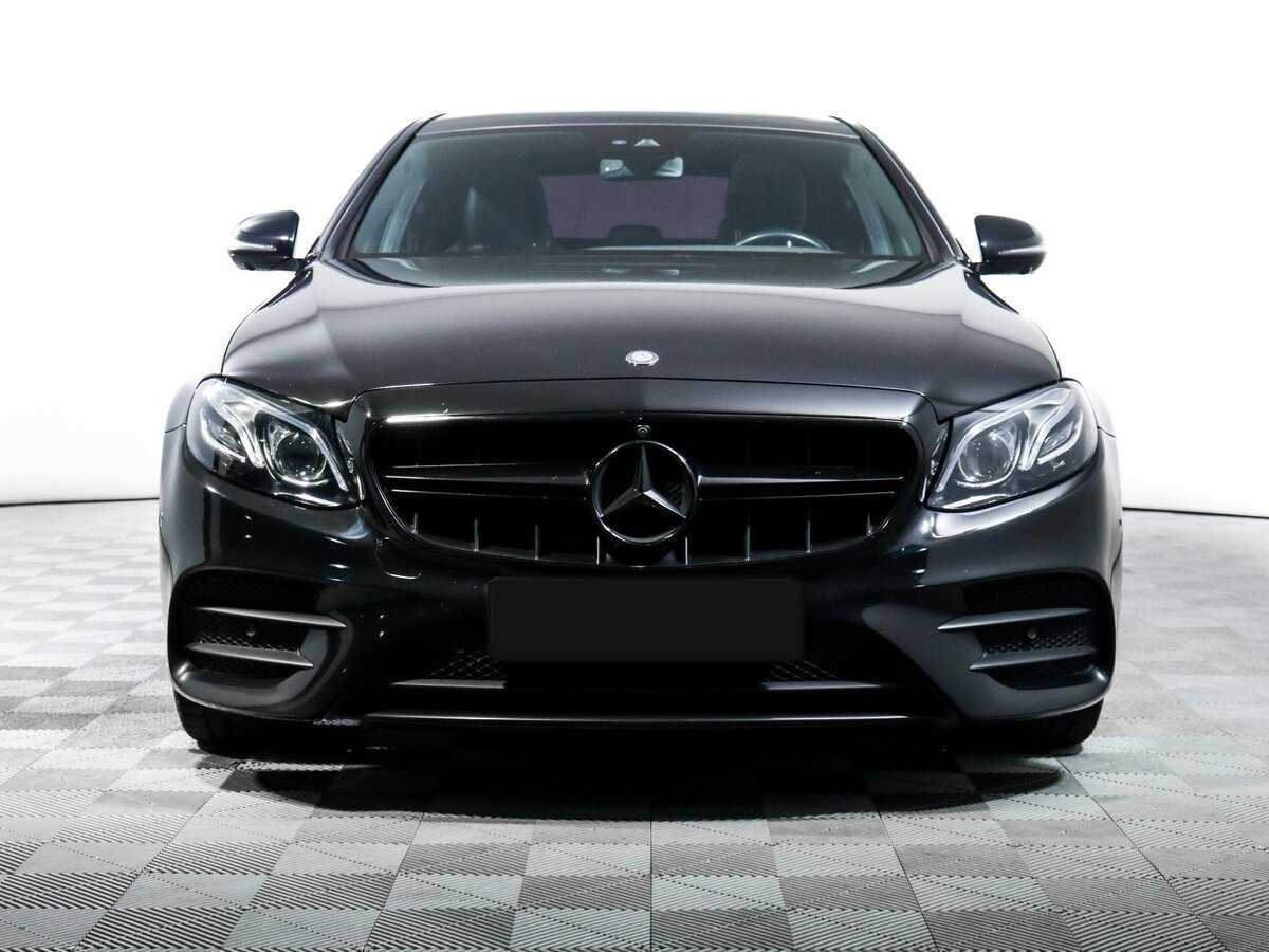 Mercedes-Benz E-Класс 2016 года с пробегом. Фото: #1