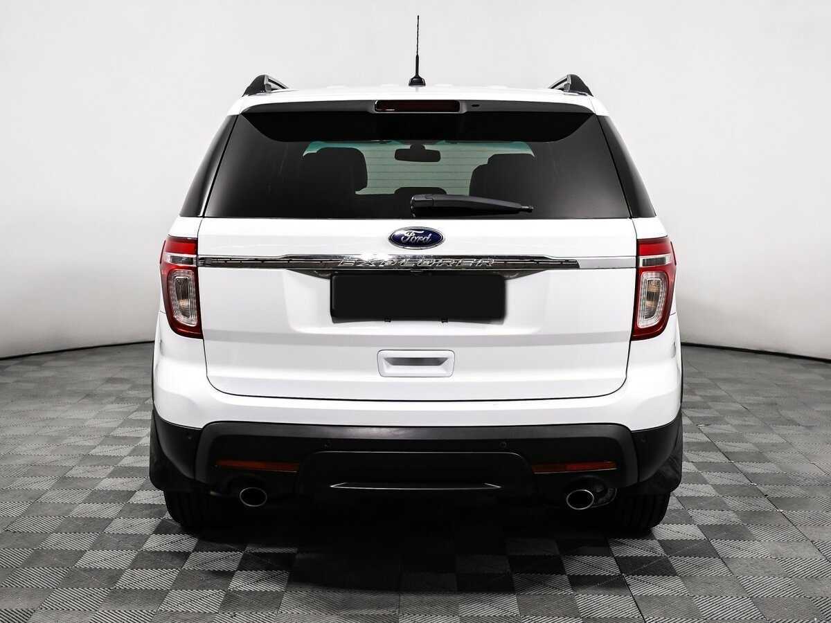 Ford Explorer 2013 года с пробегом. Фото: #5