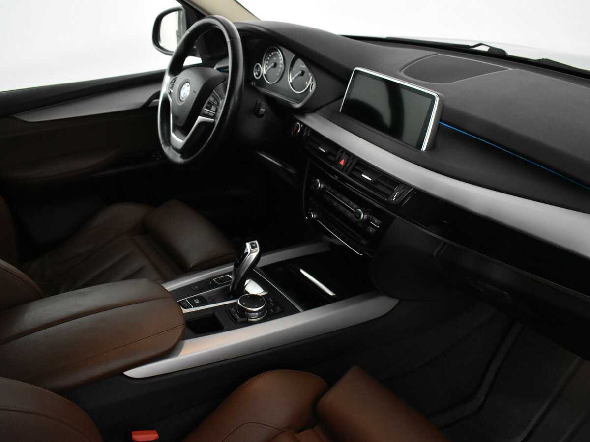 BMW X5 2015 года с пробегом. Фото: #11