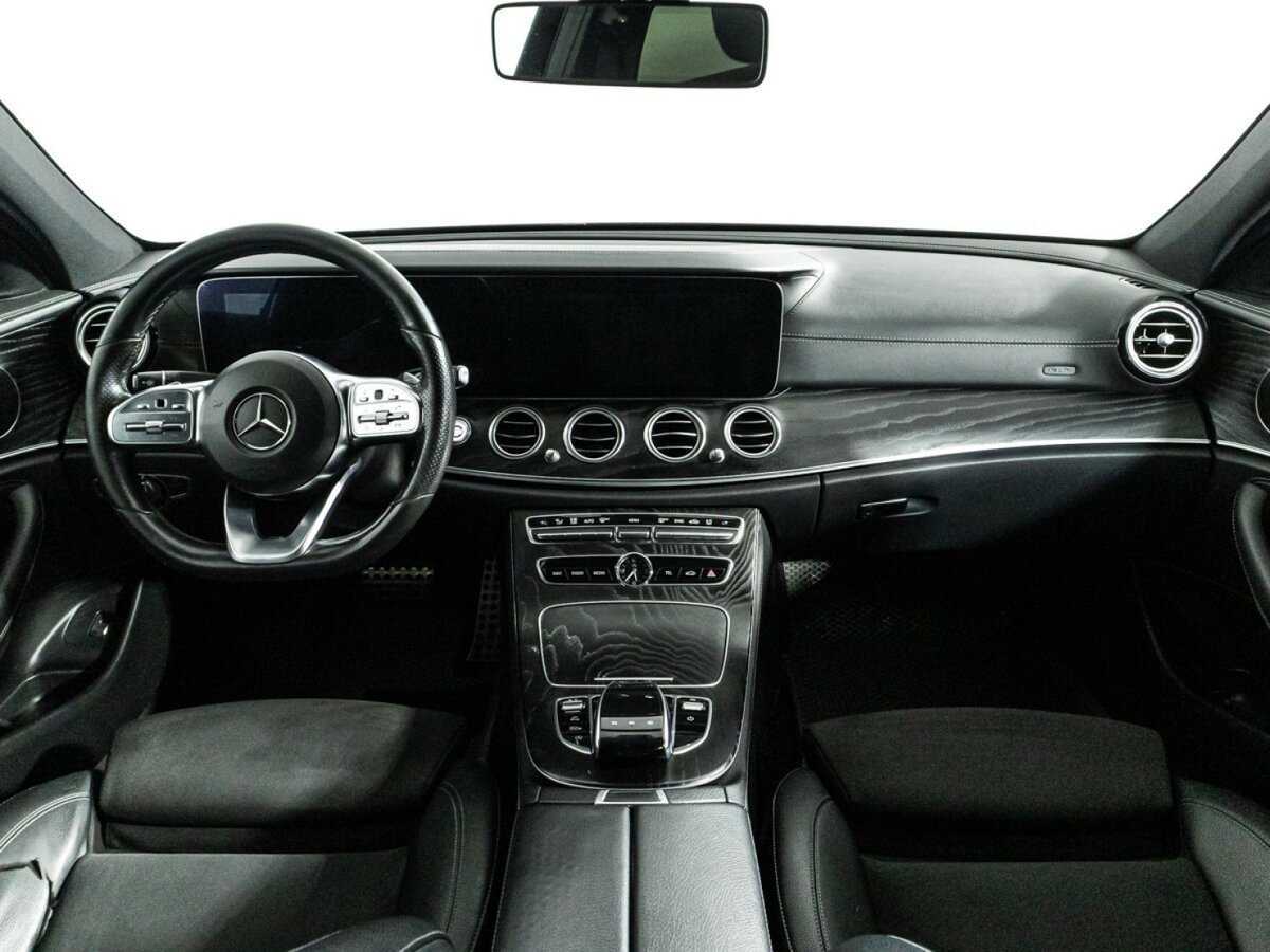 Mercedes-Benz E-Класс 2019 года с пробегом. Фото: #12