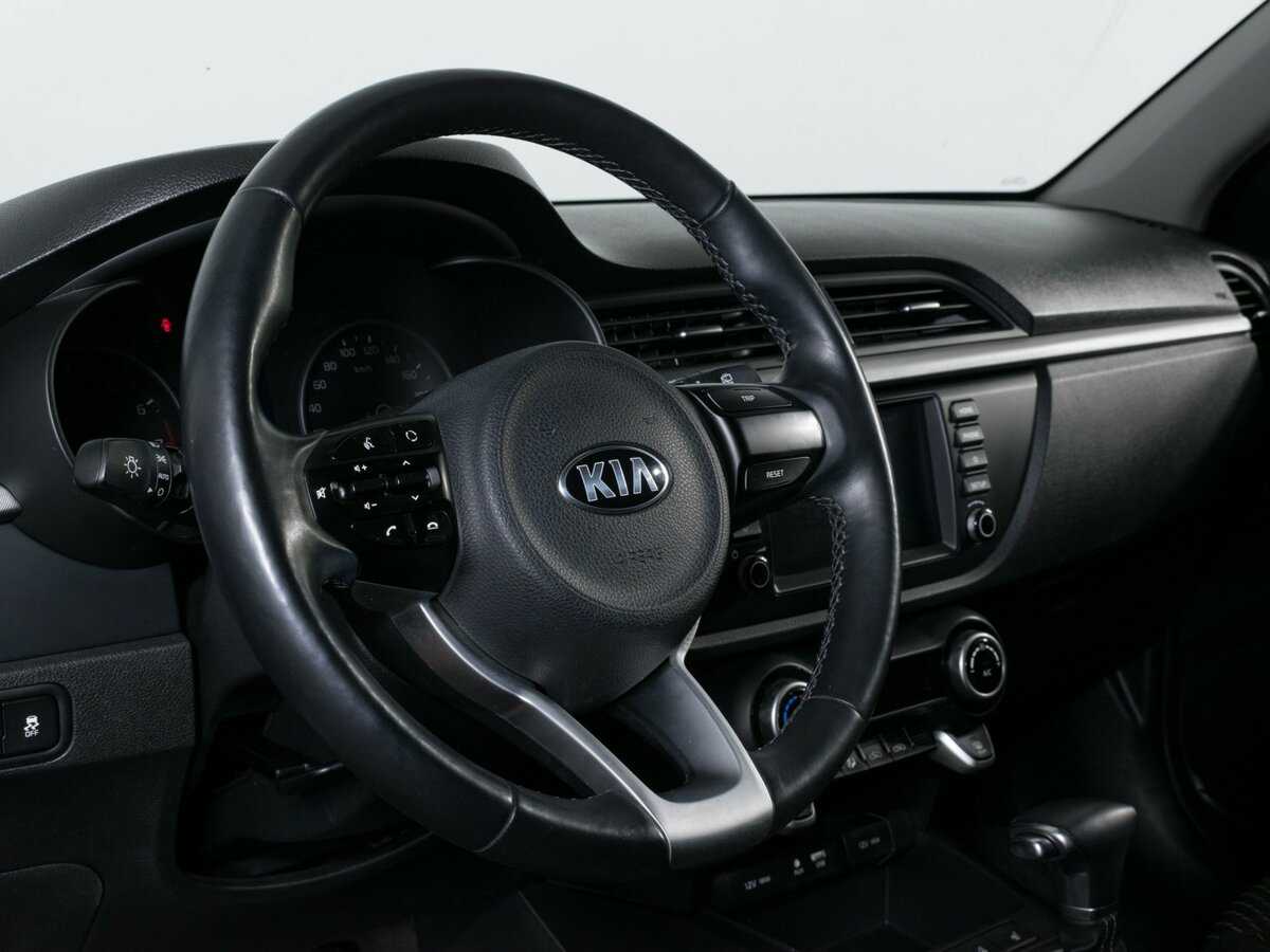 Б/У Киа Рио 2018 года. Фото: #11