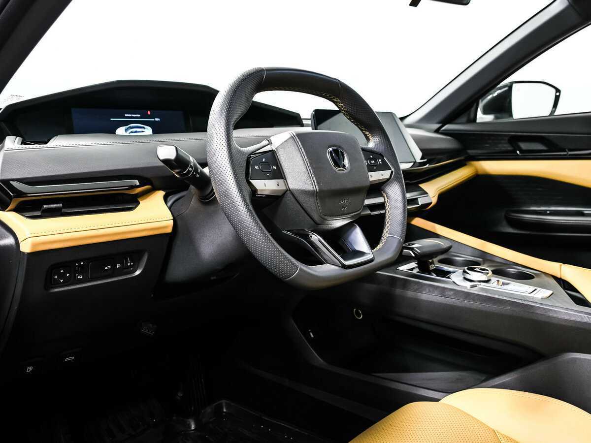 Changan UNI-V 2023 года с пробегом. Фото: #12