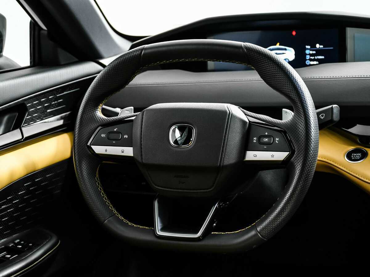 Changan UNI-V 2023 года с пробегом. Фото: #16