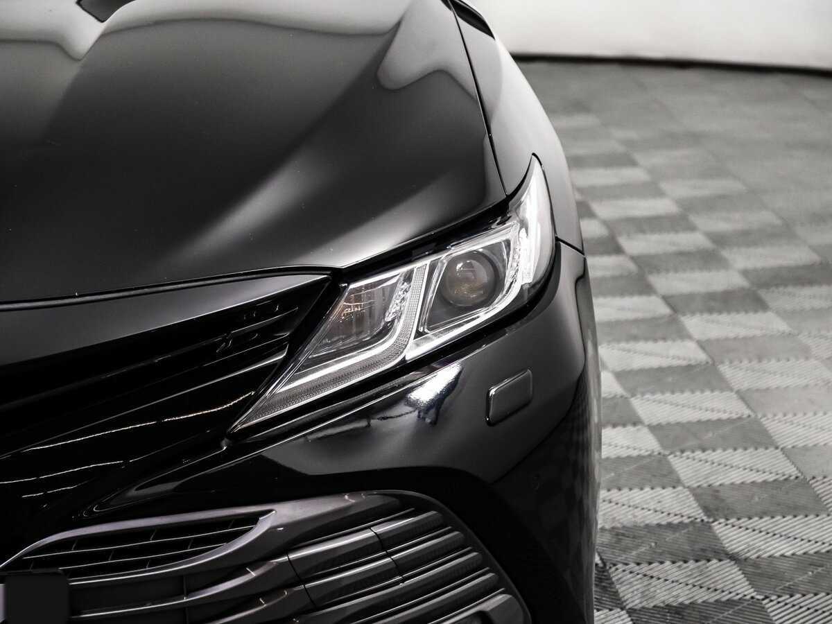 Toyota Camry 2018 года с пробегом. Фото: #14