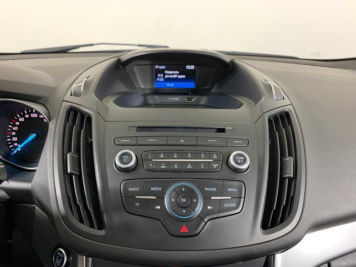 Б/У Форд Куга 2017 года. Фото: #15