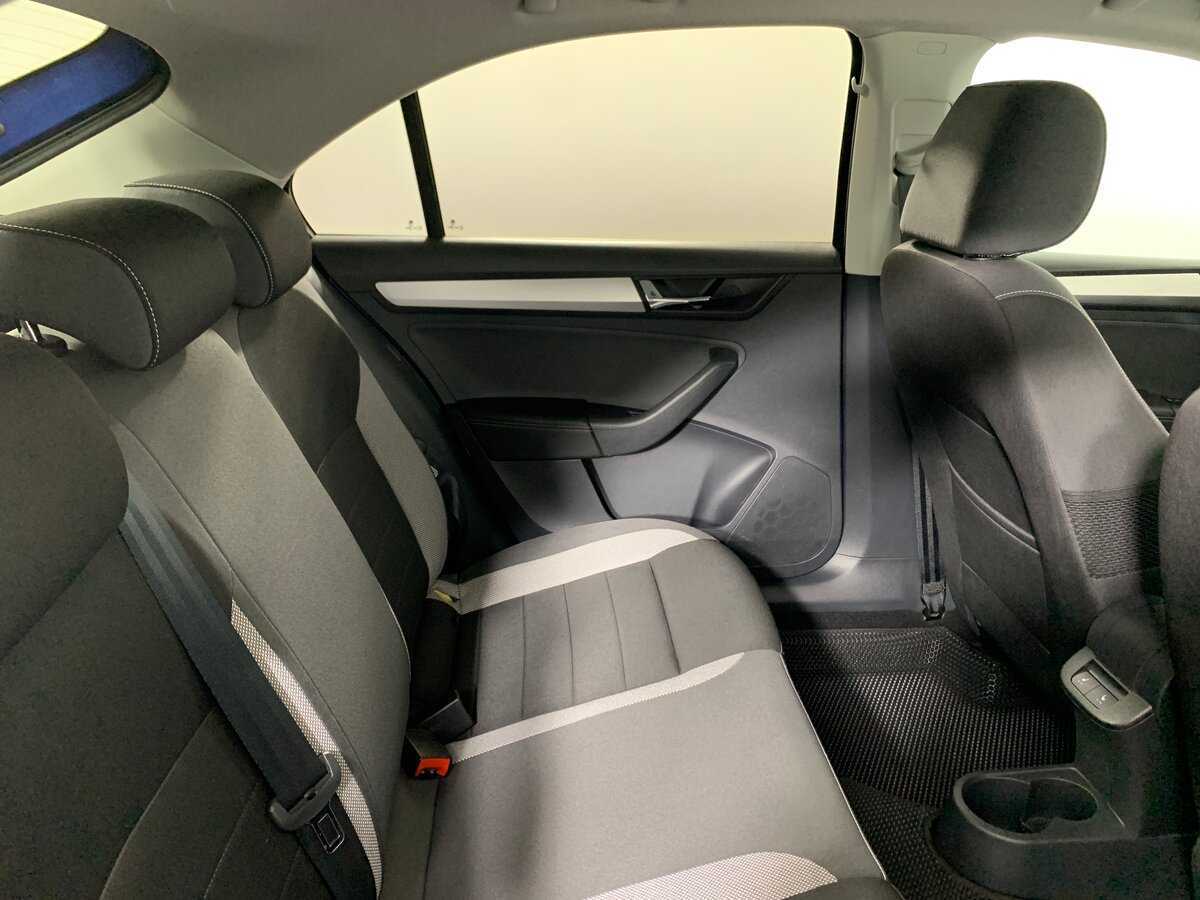 Б/У Шкода Рапид 2019 года. Фото: #17