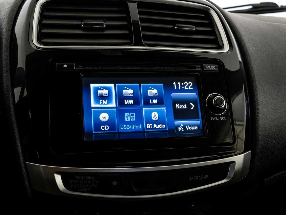 Б/У Митсубиши АС-Икс 2015 года. Фото: #15