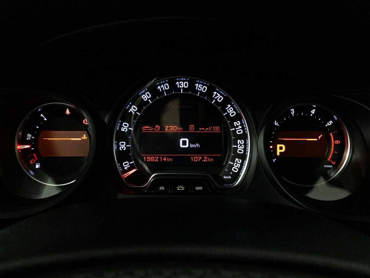 Citroen C5 2013 года с пробегом. Фото: #11