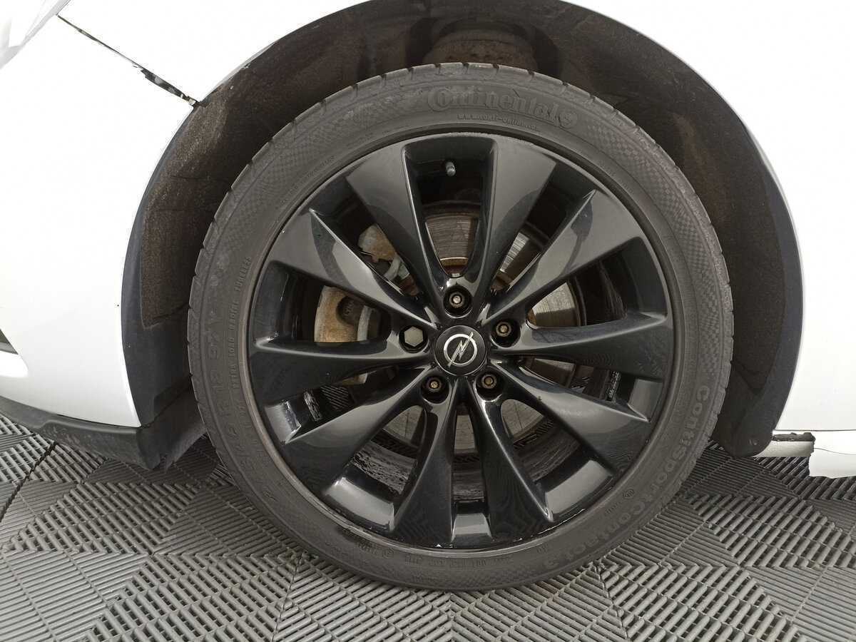 Б/У Опель Астра 2013 года. Фото: #16