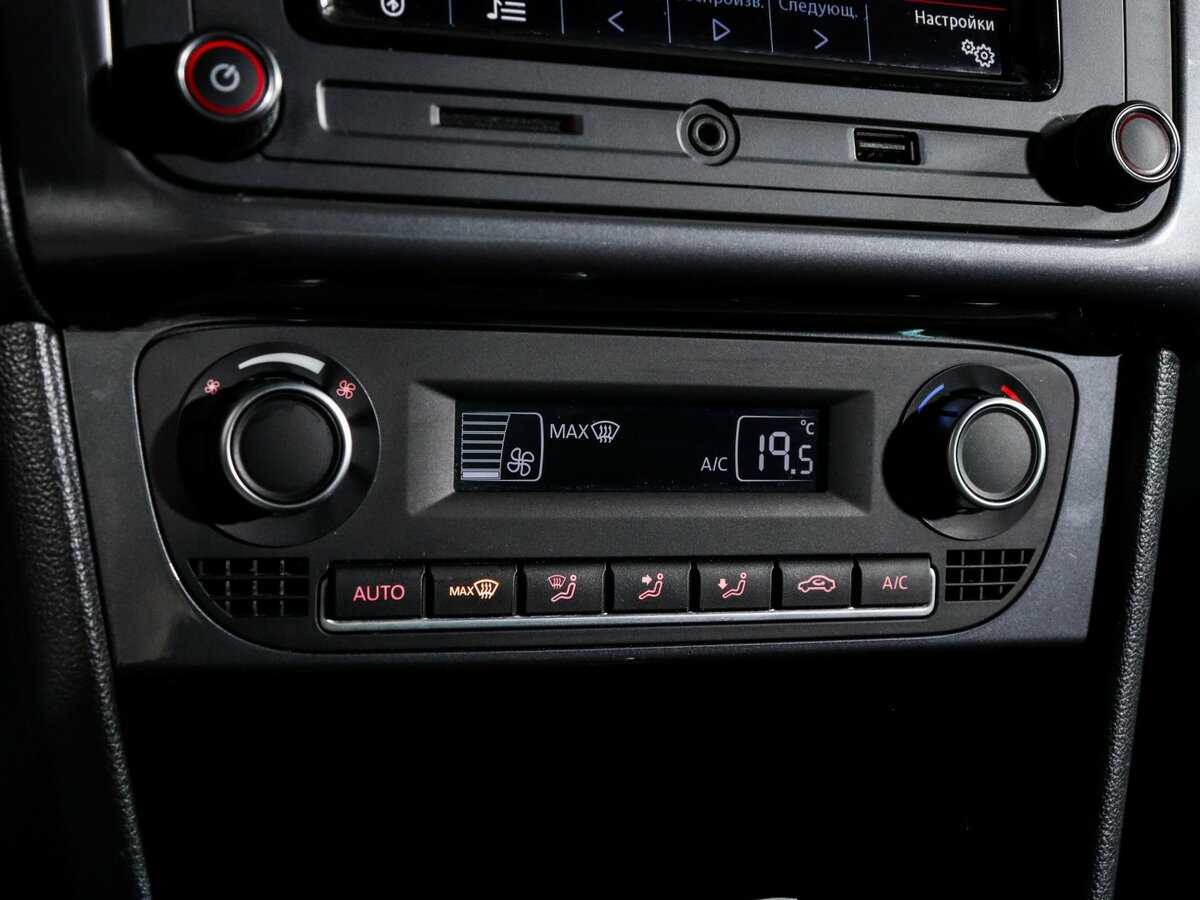 Б/У Фольксваген Поло 2019 года. Фото: #16