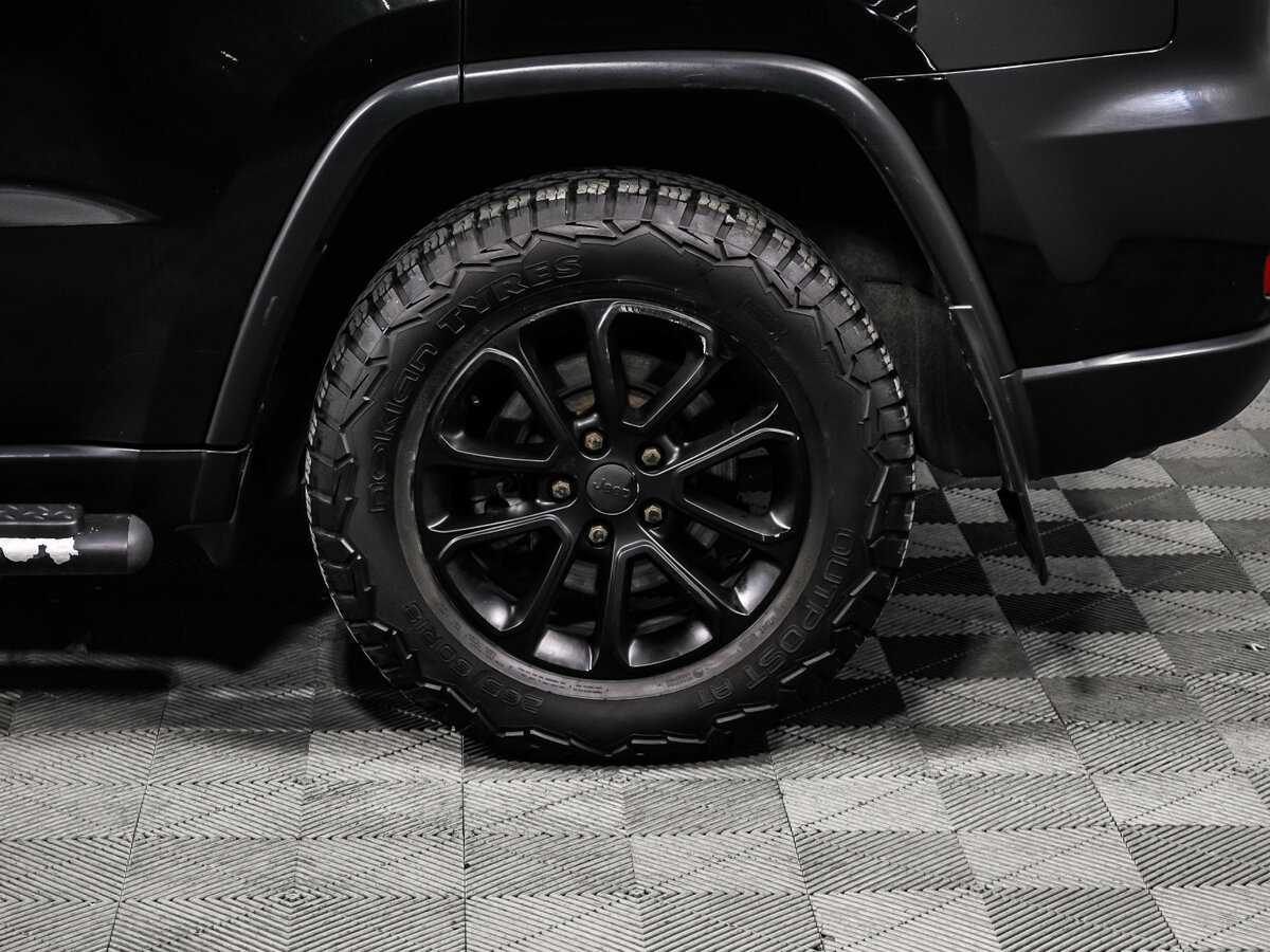 Jeep Grand Cherokee 2013 года с пробегом. Фото: #13