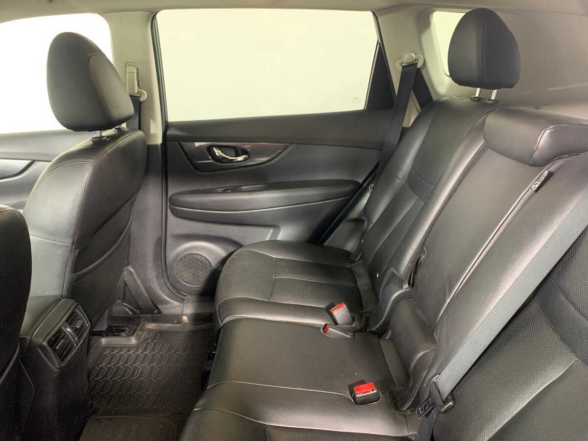 Б/У Ниссан Икс-Трейл 2016 года. Фото: #19