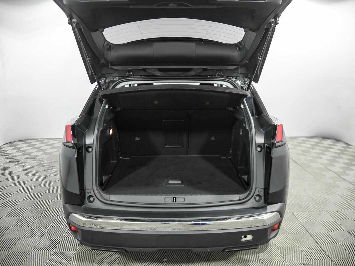 Peugeot 3008 2020 года с пробегом. Фото: #14