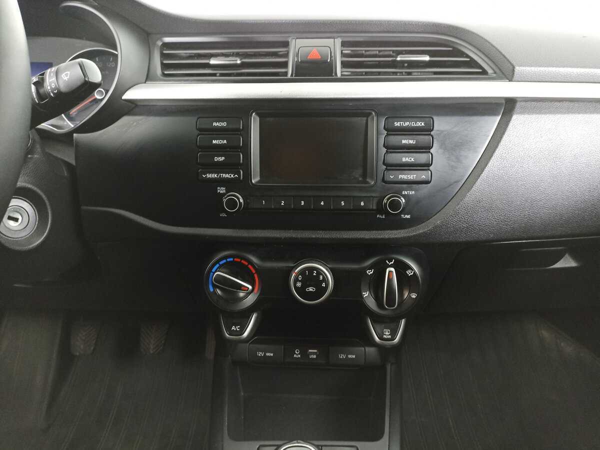 Б/У Киа Рио 2017 года. Фото: #14