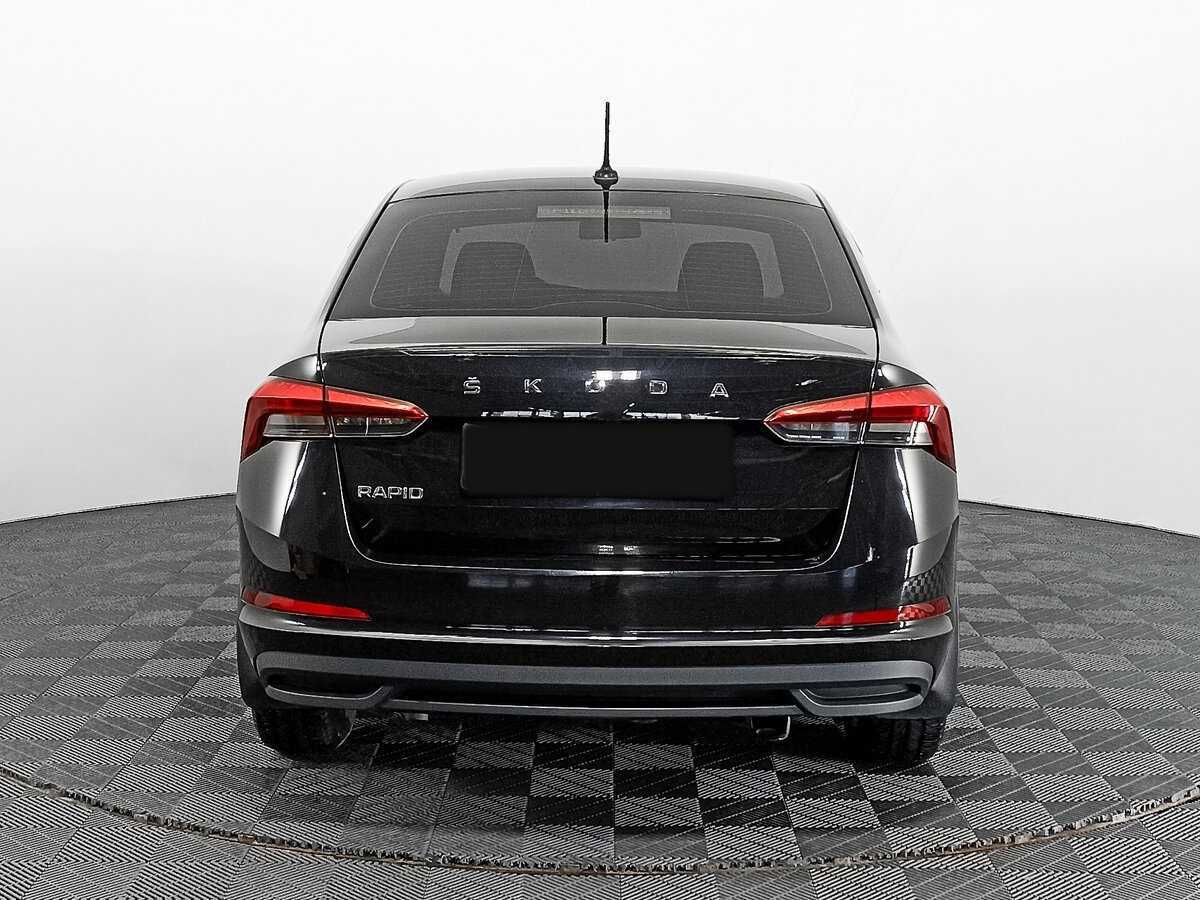 Б/У Шкода Рапид 2021 года. Фото: #4