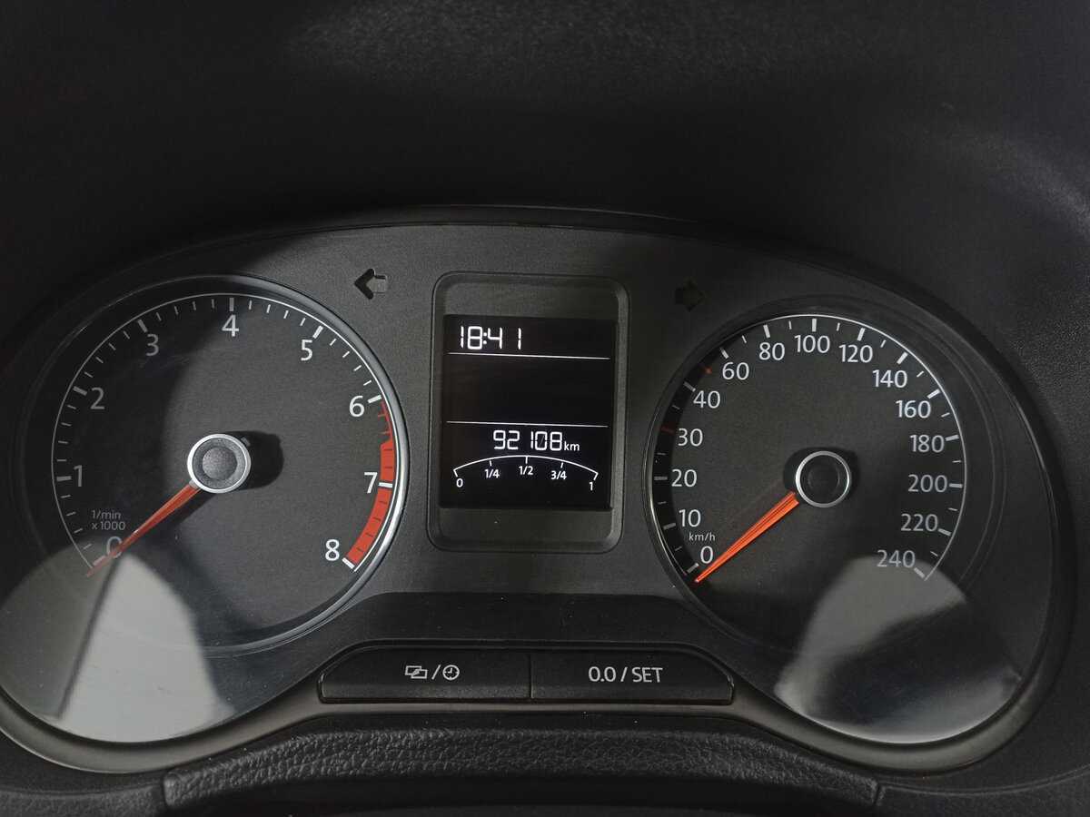 Б/У Фольксваген Поло 2020 года. Фото: #12