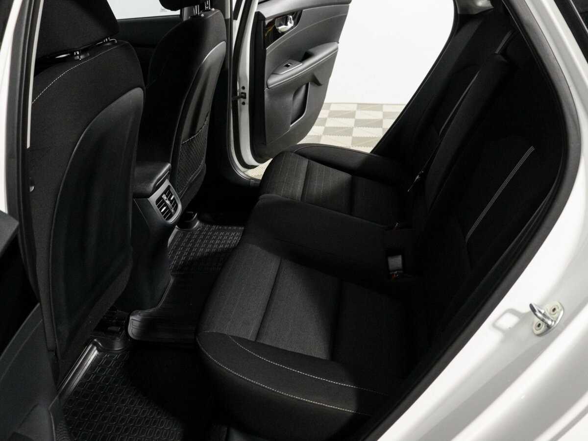 Kia Cerato 2019 года с пробегом. Фото: #15