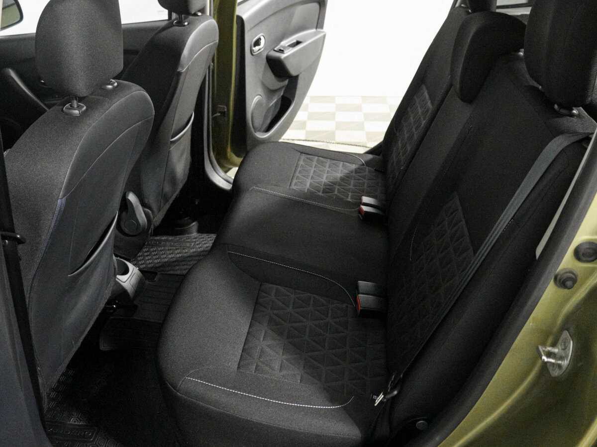 Б/У Рено Сандеро 2015 года. Фото: #13