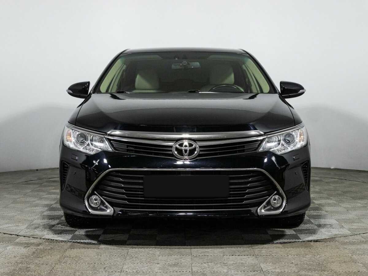 Toyota Camry 2016 года с пробегом. Фото: #1