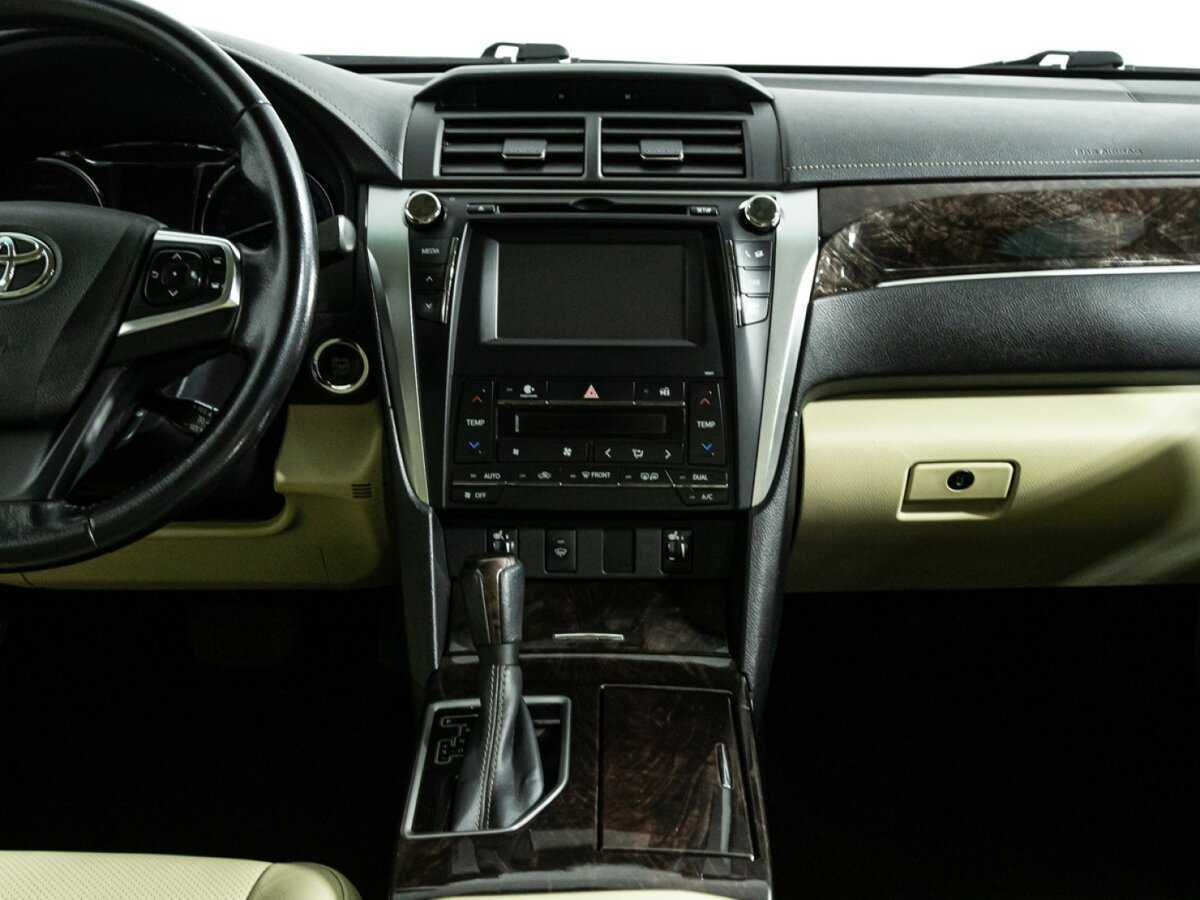 Toyota Camry 2016 года с пробегом. Фото: #13