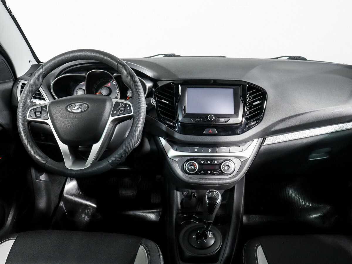 Б/У Лада (ВАЗ) Веста 2018 года. Фото: #11