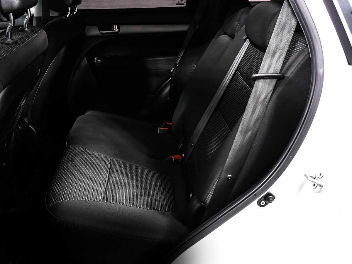 Б/У Киа Соренто 2013 года. Фото: #11