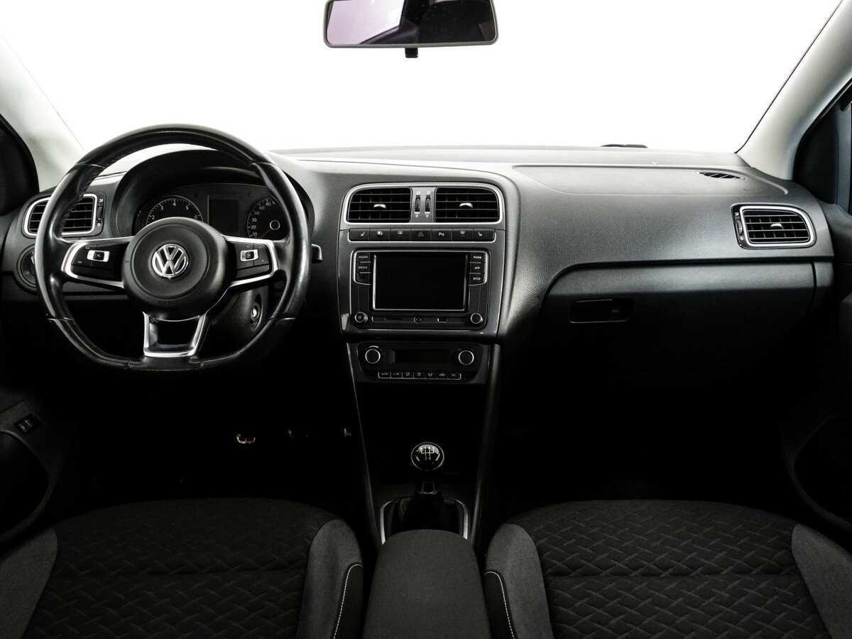 Б/У Фольксваген Поло 2018 года. Фото: #7