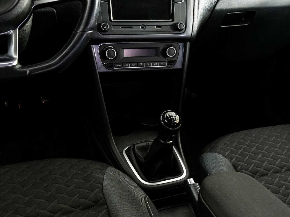 Б/У Фольксваген Поло 2018 года. Фото: #11