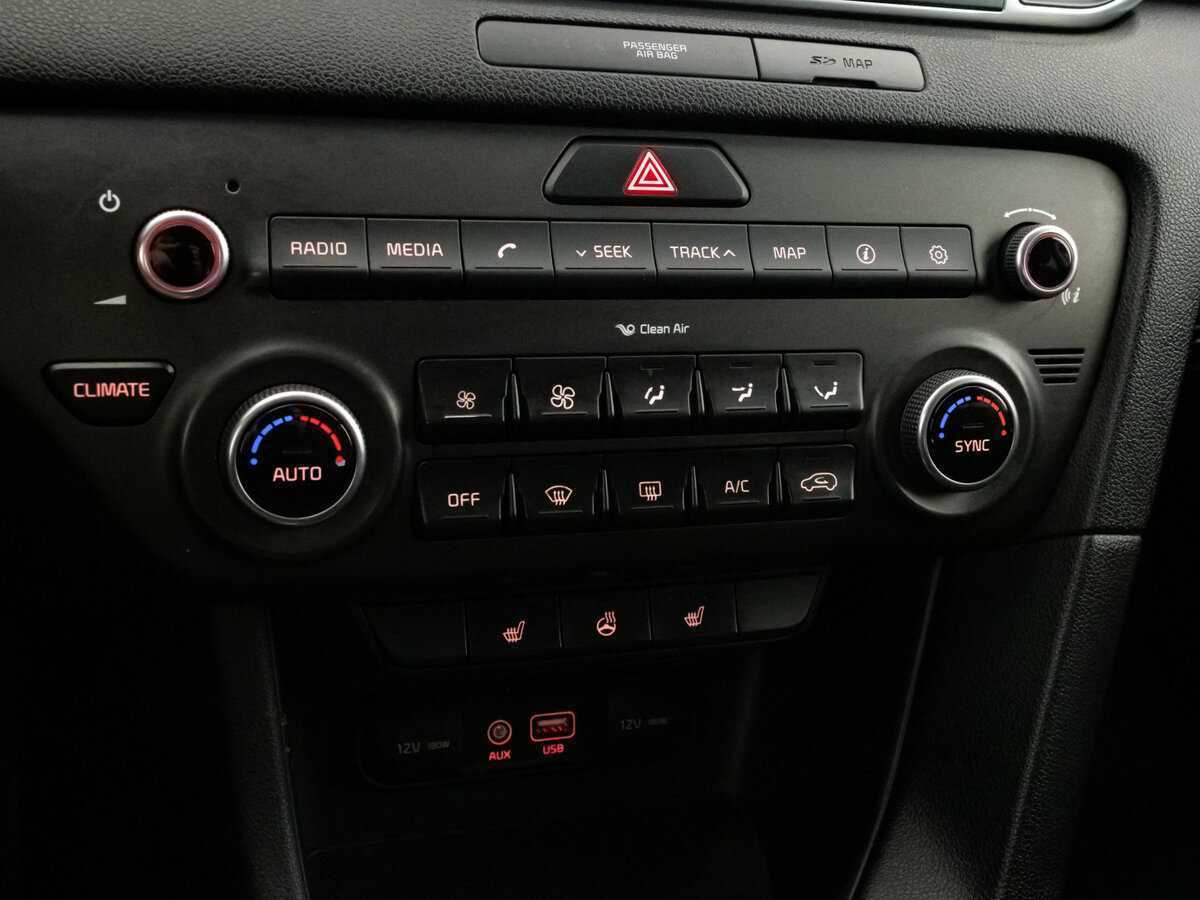 Б/У Киа Спортейдж 2016 года. Фото: #12