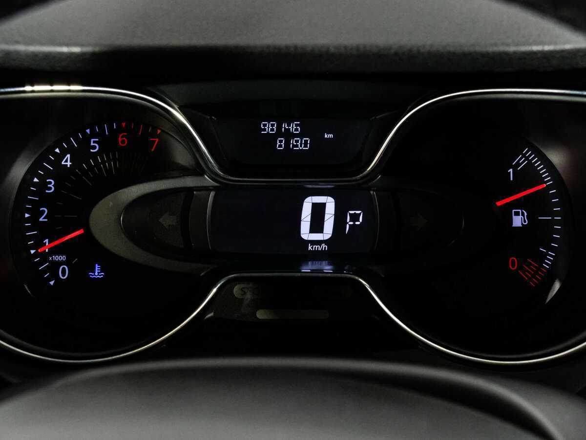 Б/У Рено Каптюр 2017 года. Фото: #19