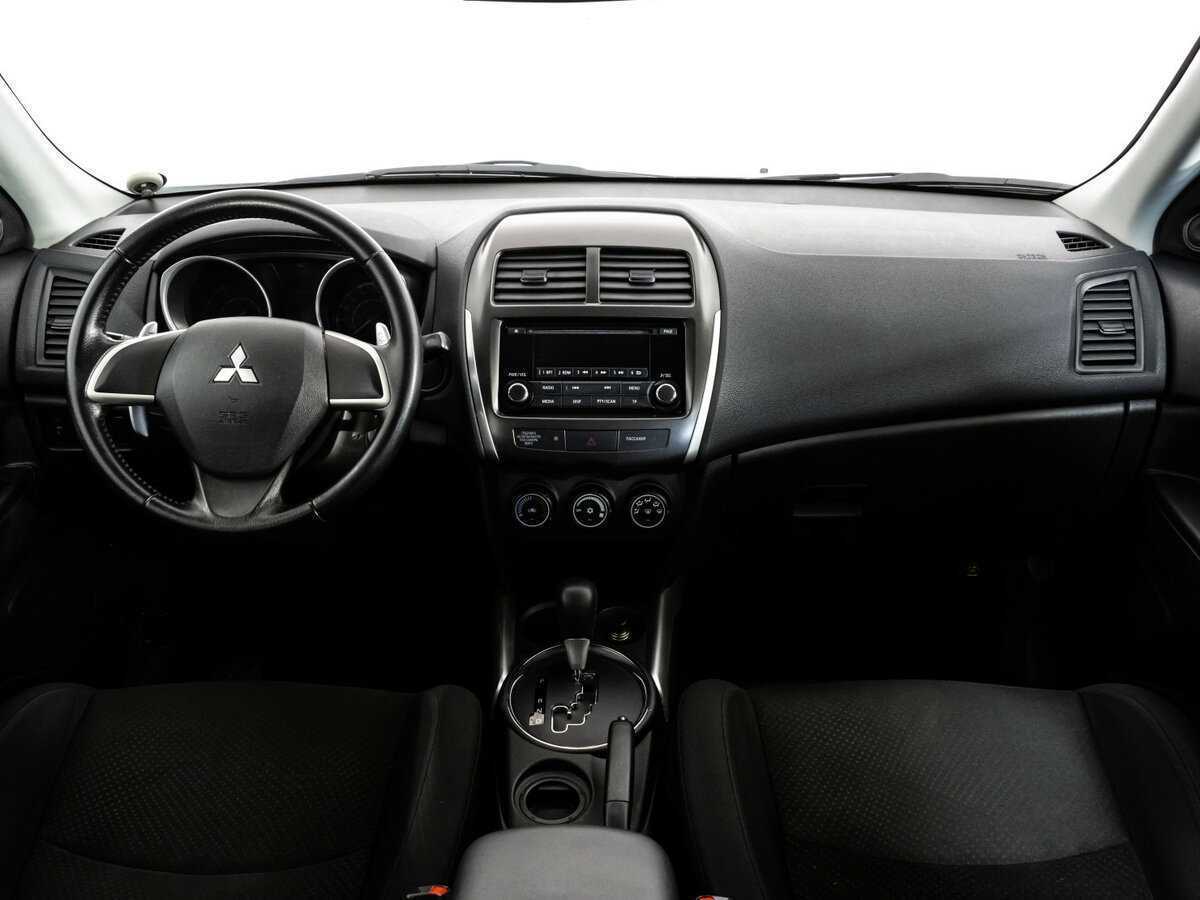 Б/У Митсубиши АС-Икс 2012 года. Фото: #7