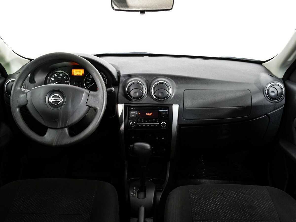 Б/У Ниссан Альмера 2016 года. Фото: #7