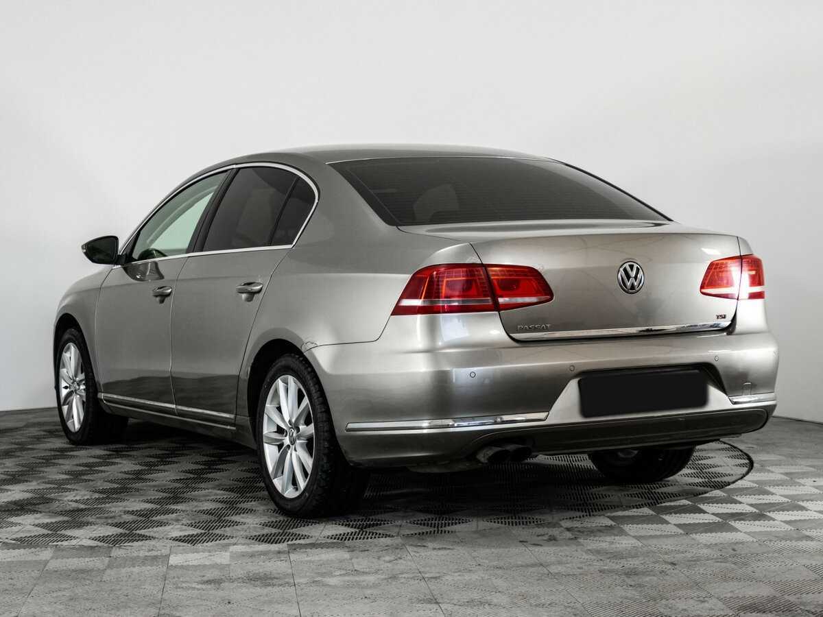 Б/У Фольксваген Пассат 2012 года. Фото: #4
