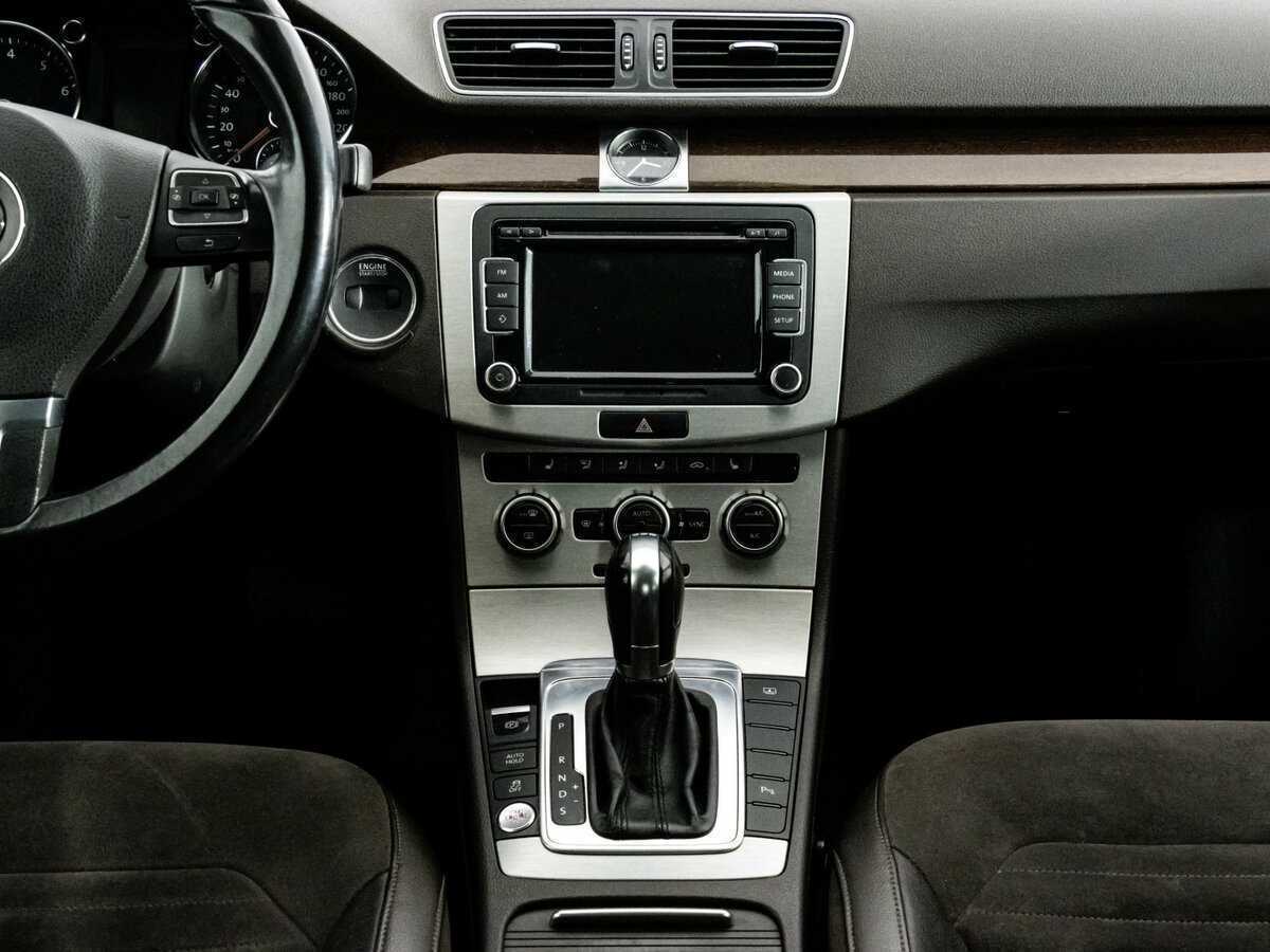 Б/У Фольксваген Пассат 2012 года. Фото: #11