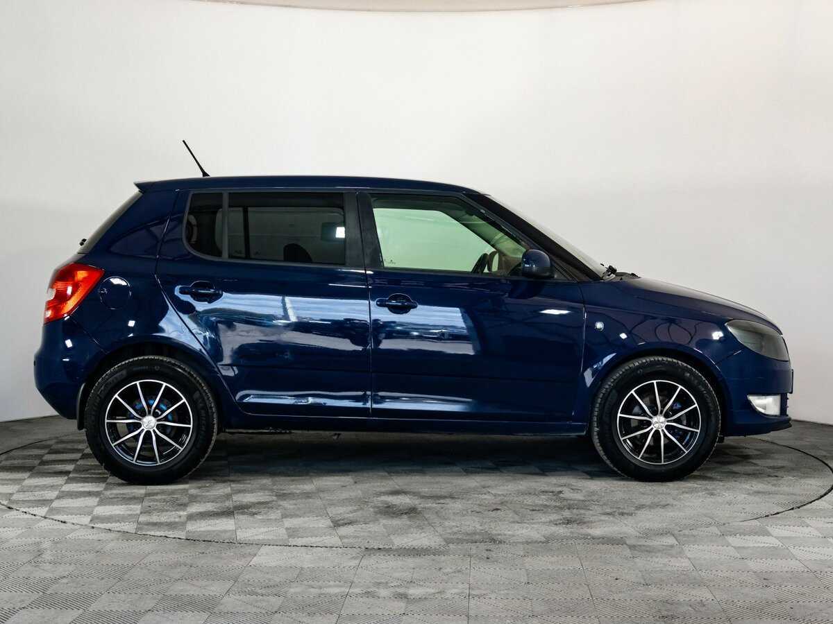 Б/У Шкода Фабия 2012 года. Фото: #3