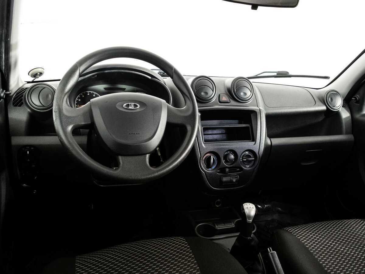 Б/У Лада (ВАЗ) Гранта 2017 года. Фото: #8