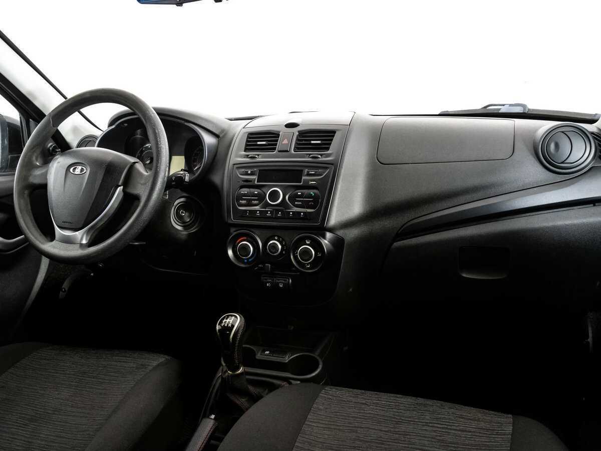 Б/У Лада (ВАЗ) Калина 2016 года. Фото: #8