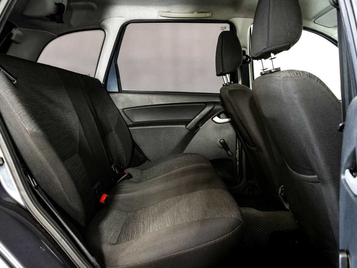 Б/У Лада (ВАЗ) Калина 2016 года. Фото: #12