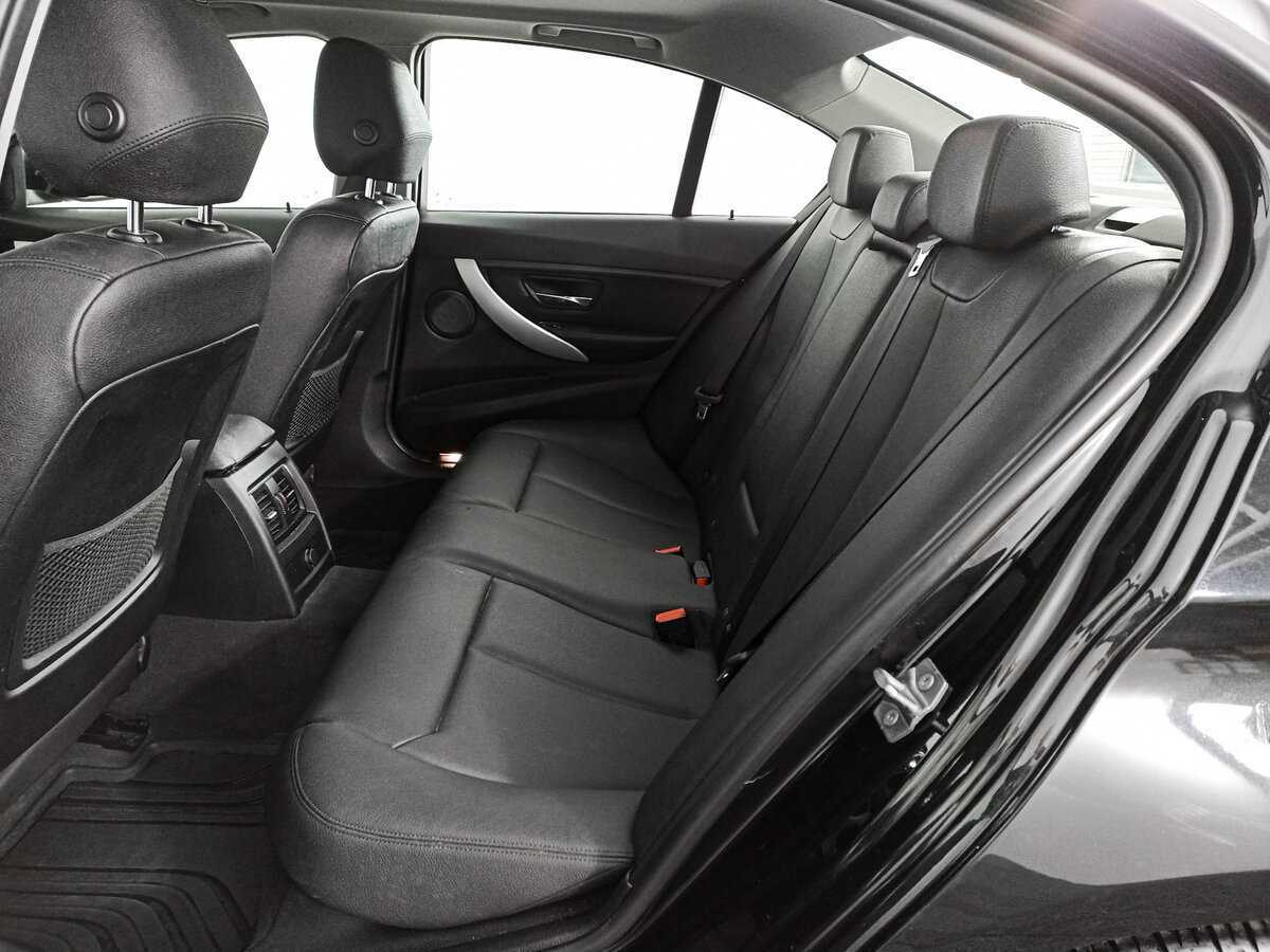 BMW 3 серии 2018 года с пробегом. Фото: #9