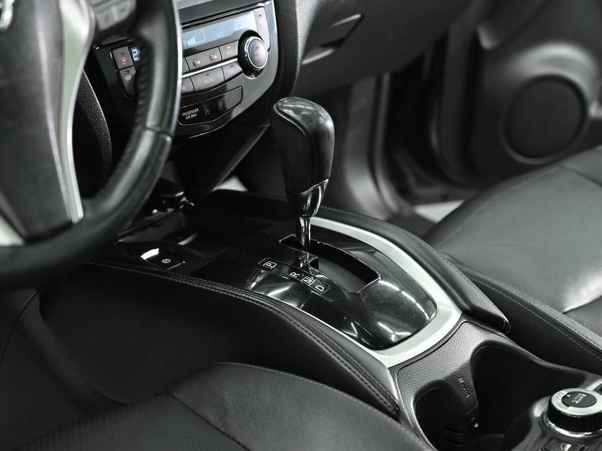 Б/У Ниссан Икс-Трейл 2016 года. Фото: #8